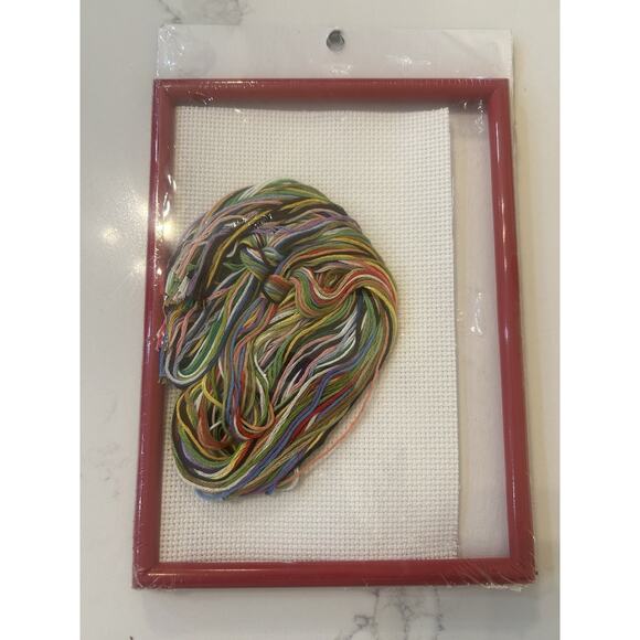 1987 Janlynn Suzys Zoo‎ Counted Cross Stitch Kit BEAUTIFUL WORLD W/ Frame 5"x 7" - Picture 7 of 7